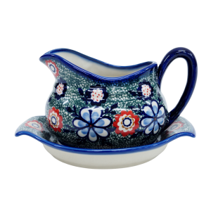 Sauce boat with a tray (A37 D42)