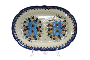 Oval platter with relief (A262 D61)       