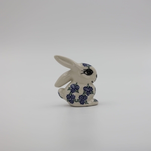 Ceramic rabbit (A532 D16)      
