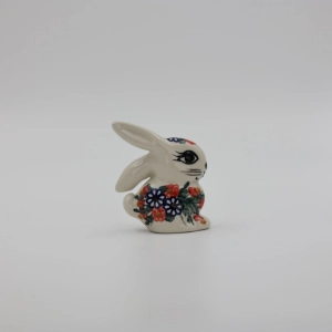 Ceramic rabbit (A532 D68)       