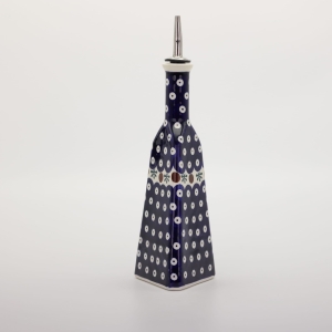 Olive oil bottle (A541 D24)        