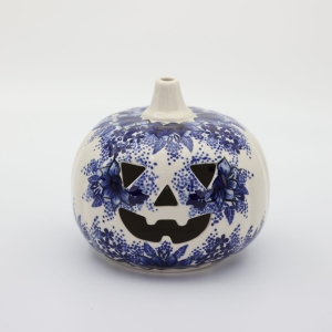 Large pumpkin II (A271 D118)   