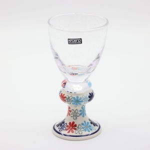 Wine glass with bubbles (A22 D44)      