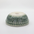 The 23 cm bowl / salad bowl A196 D105 is handcrafted Bolesławiec pottery. Perfect for serving salads, soups, or main courses. Durable, beautifully hand-painted, and safe to use — a classic example of Polish ceramic craftsmanship.
