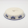 Okrągłe ceramiczne naczynie do zapiekania z Bolesławca, ręcznie zdobiona ceramika bolesławiecka, polskie rękodzieło artystyczne do piekarnika, mikrofalówki i zmywarki.