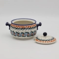 Ręcznie zdobiona waza ceramiczna BUFET o pojemności 1 litra wykonana z tradycyjnej ceramiki bolesławieckiej. Idealna do serwowania zup, sosów i gorących potraw.