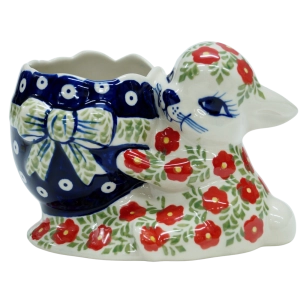 Bunny with egg (A253 D22)