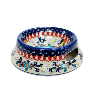 Small dog bowl (A96 D59)